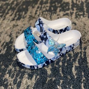 Dazzle Razzle Sandal